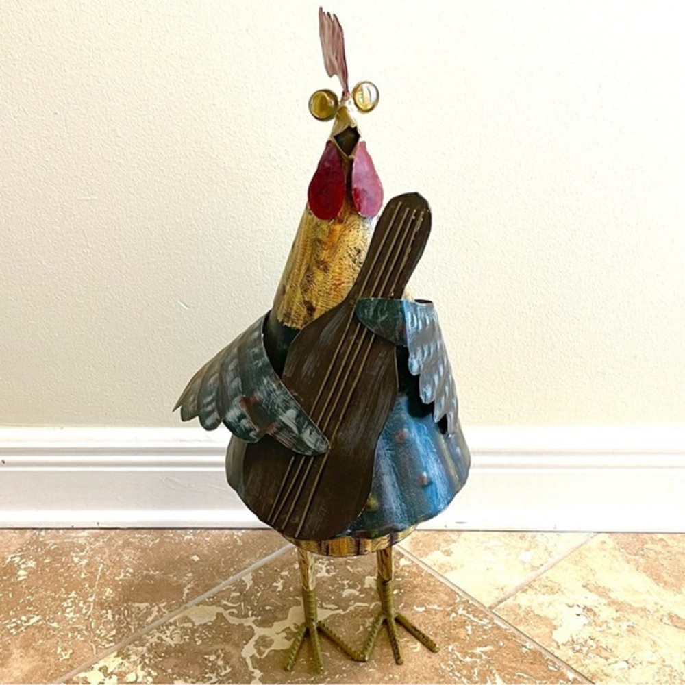 Vintage LARGE Metal Rooster Figurine Statue! Brings Good Luck!